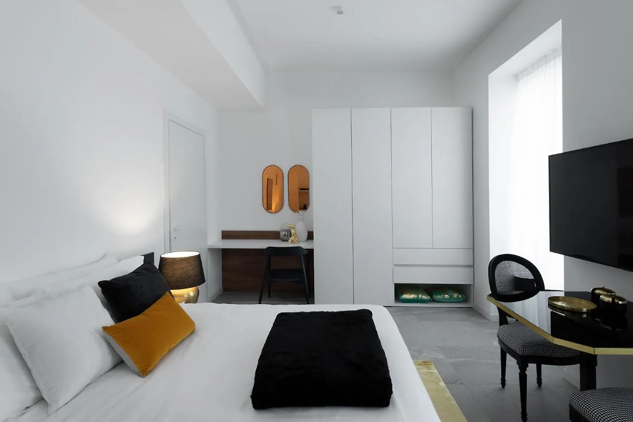 Aria Boutique Apartments Farneti Milan 0*,  Italy
