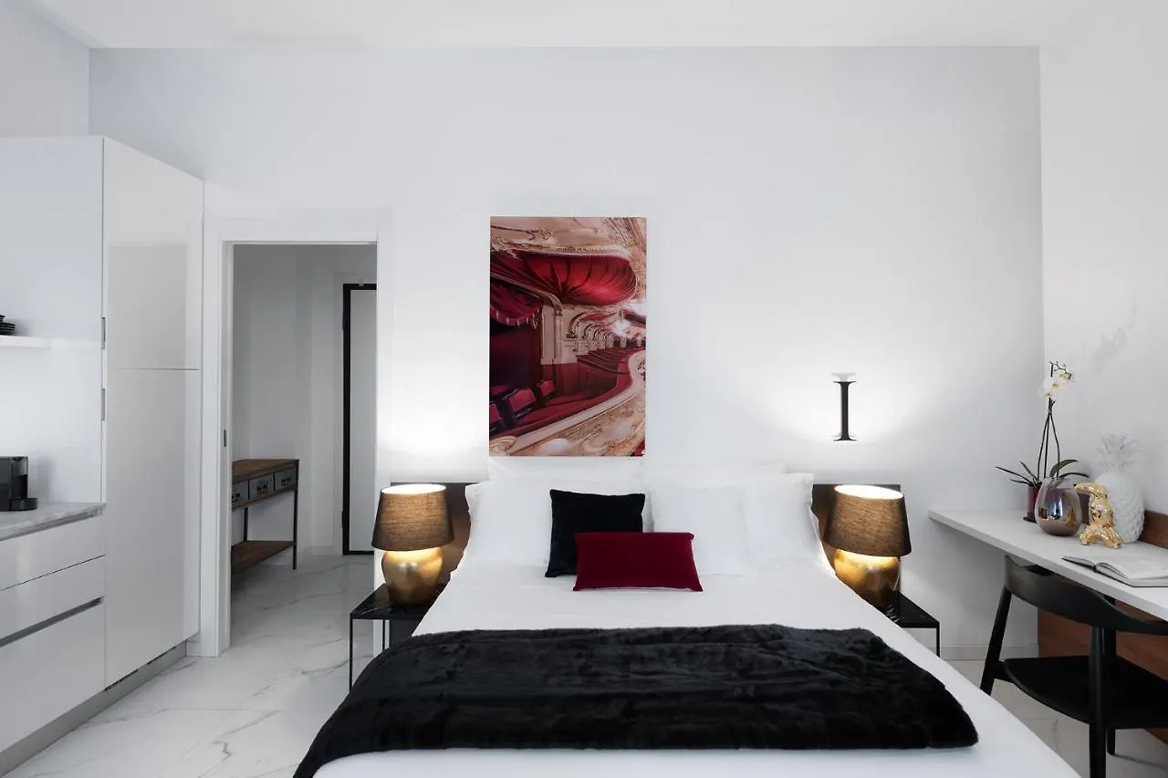 Aria Boutique Apartments Farneti Milano İtalya