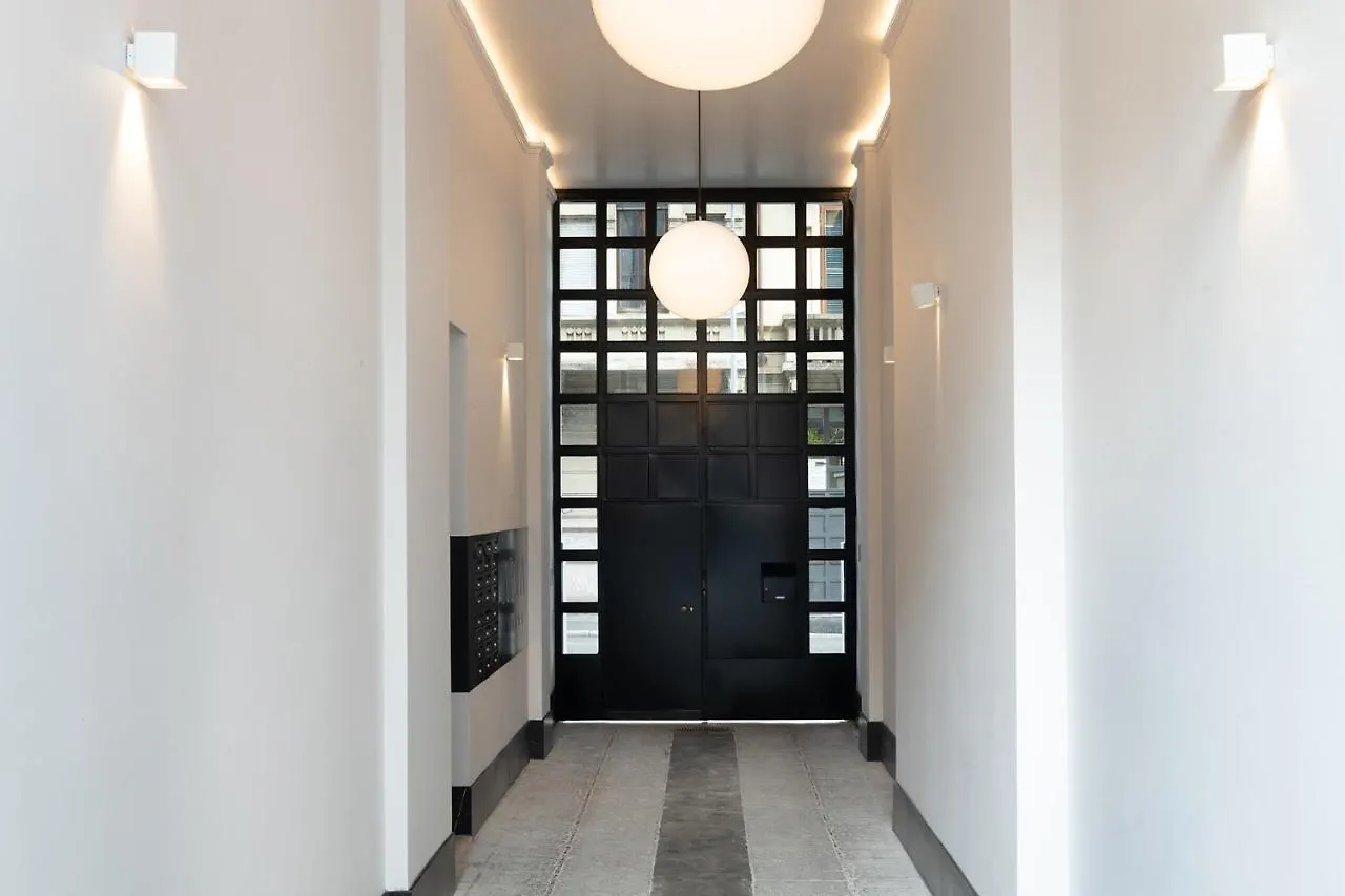 Aria Boutique Apartments Farneti Milano İtalya
